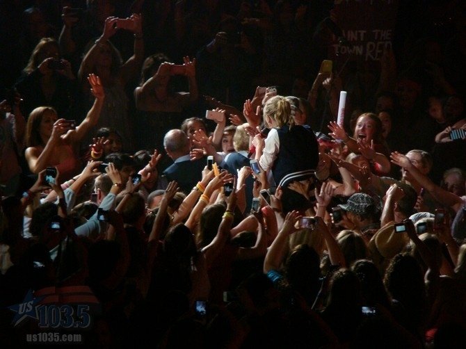 Taylor Swift — April 20 - Tampa, Florida — photo 105