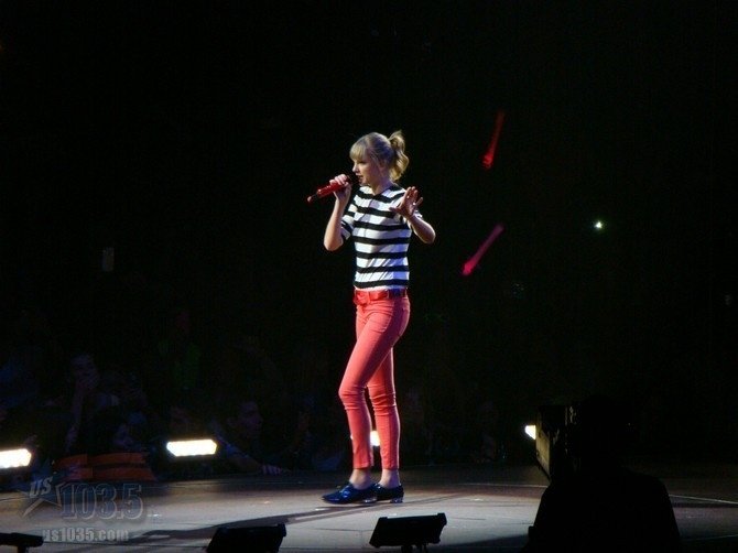 Taylor Swift — April 20 - Tampa, Florida — photo 110