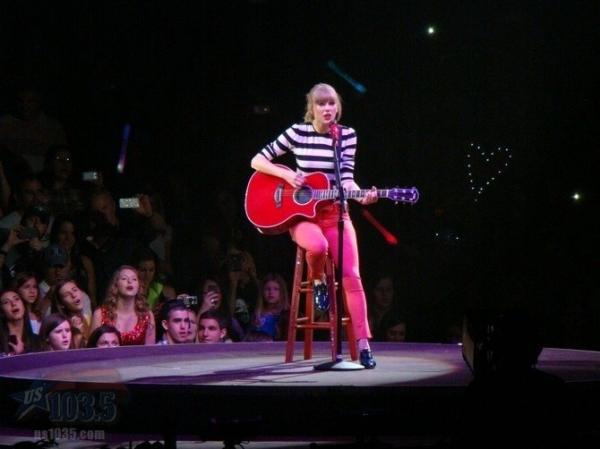 Taylor Swift — April 20 - Tampa, Florida — photo 117