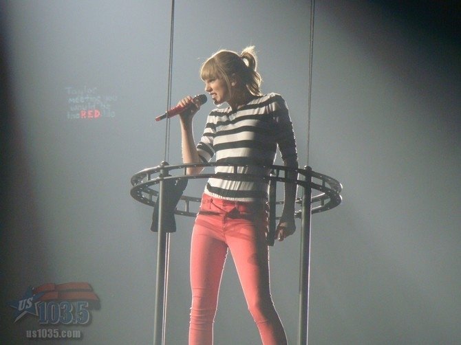 Taylor Swift — April 20 - Tampa, Florida — photo 137