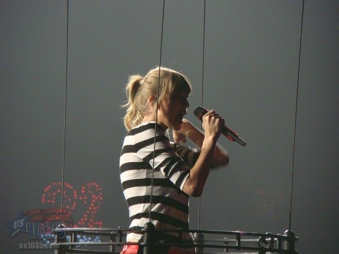 Taylor Swift — April 20 - Tampa, Florida — photo 141