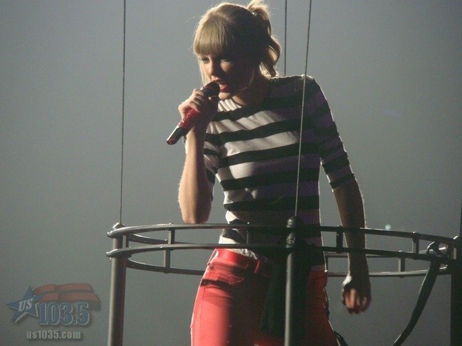 Taylor Swift — April 20 - Tampa, Florida — photo 142