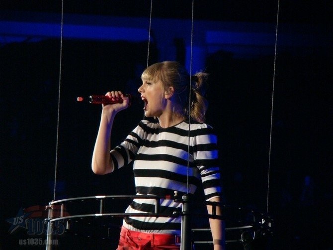 Taylor Swift — April 20 - Tampa, Florida — photo 149