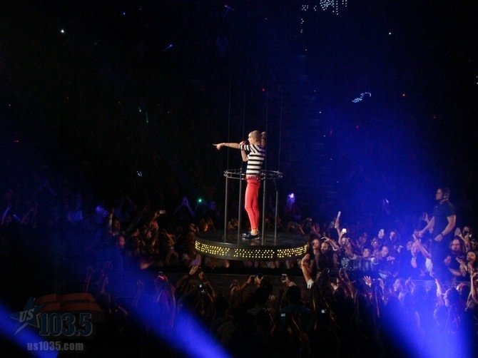 Taylor Swift — April 20 - Tampa, Florida — photo 150