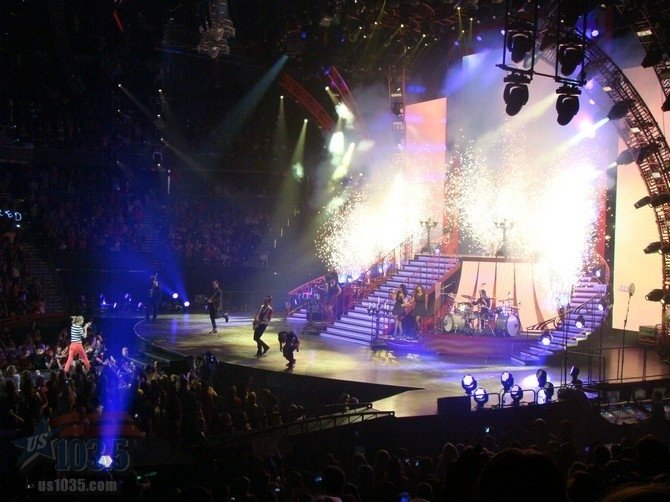 Taylor Swift — April 20 - Tampa, Florida — photo 151