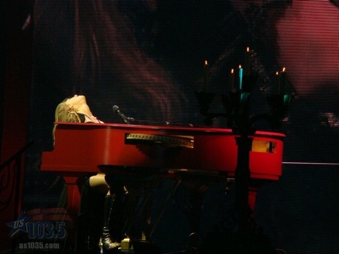 Taylor Swift — April 20 - Tampa, Florida — photo 169
