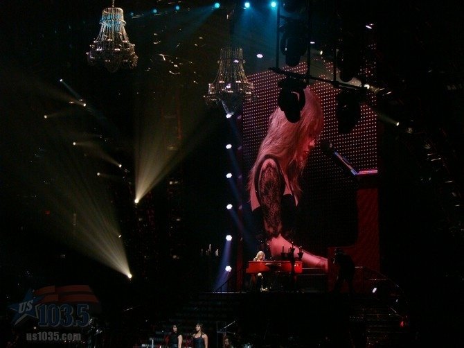 Taylor Swift — April 20 - Tampa, Florida — photo 178