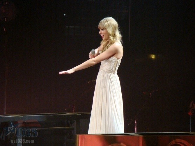 Taylor Swift — April 20 - Tampa, Florida — photo 180