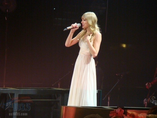 Taylor Swift — April 20 - Tampa, Florida — photo 185