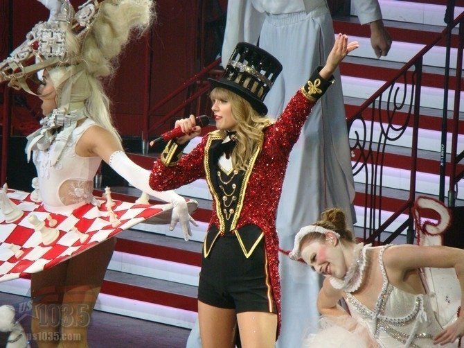 Taylor Swift — April 20 - Tampa, Florida — photo 206