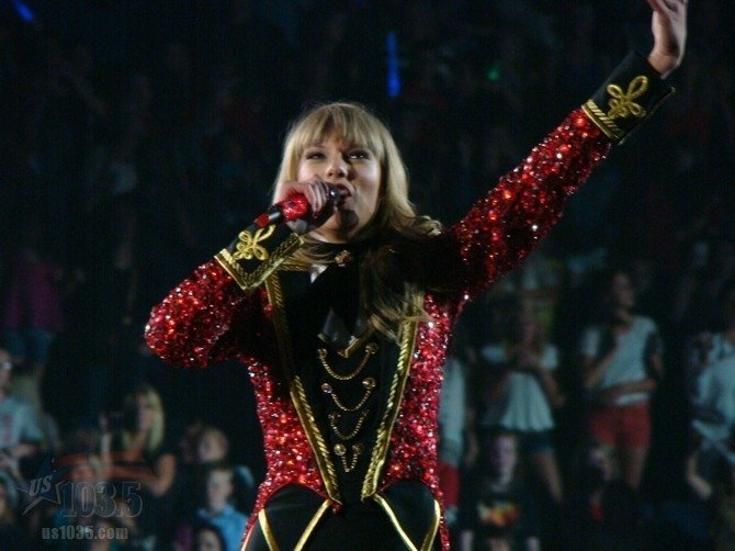 Taylor Swift — April 20 - Tampa, Florida — photo 219