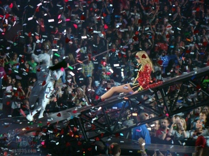 Taylor Swift — April 20 - Tampa, Florida — photo 227