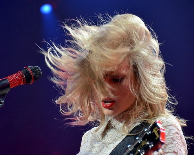Taylor Swift — April 25 - Cleveland, Ohio — photo 13