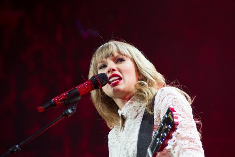 Taylor Swift — April 25 - Cleveland, Ohio — photo 42