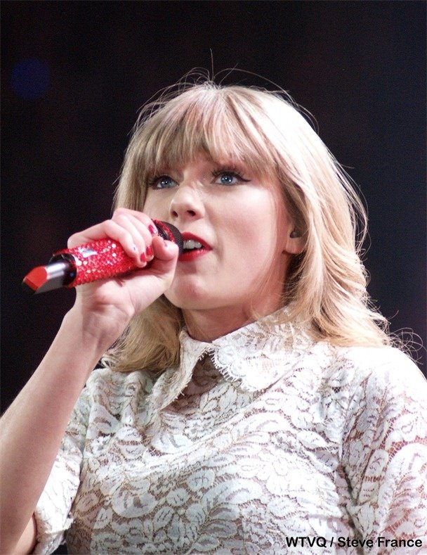 Taylor Swift — April 27 - Lexington, Kentucky — photo 4