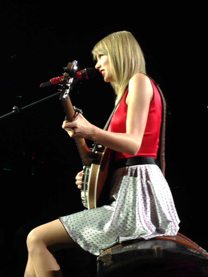 Taylor Swift — December 1 - Auckland, New Zealand — photo 18