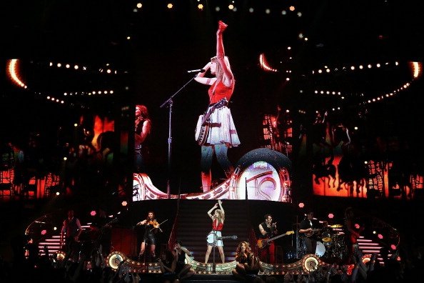 Taylor Swift — December 14 - Melbourne, Australia — photo 7