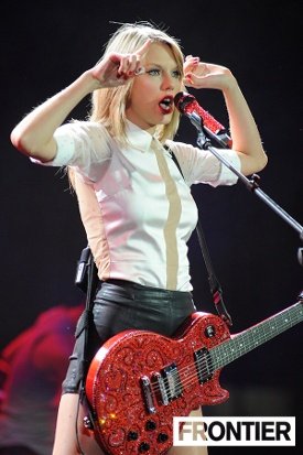 Taylor Swift — December 14 - Melbourne, Australia — photo 27