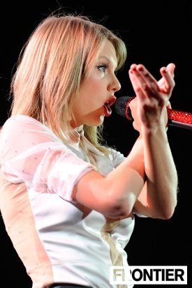 Taylor Swift — December 14 - Melbourne, Australia — photo 39