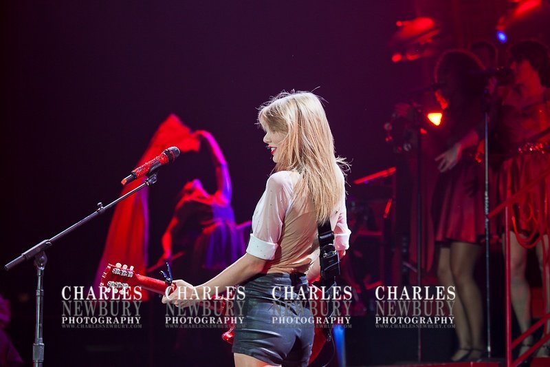 Taylor Swift — December 14 - Melbourne, Australia — photo 72