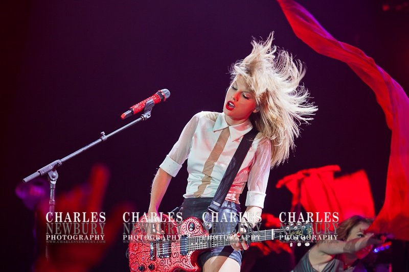 Taylor Swift — December 14 - Melbourne, Australia — photo 138