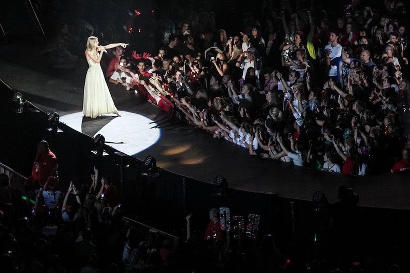 Taylor Swift — December 14 - Melbourne, Australia — photo 149