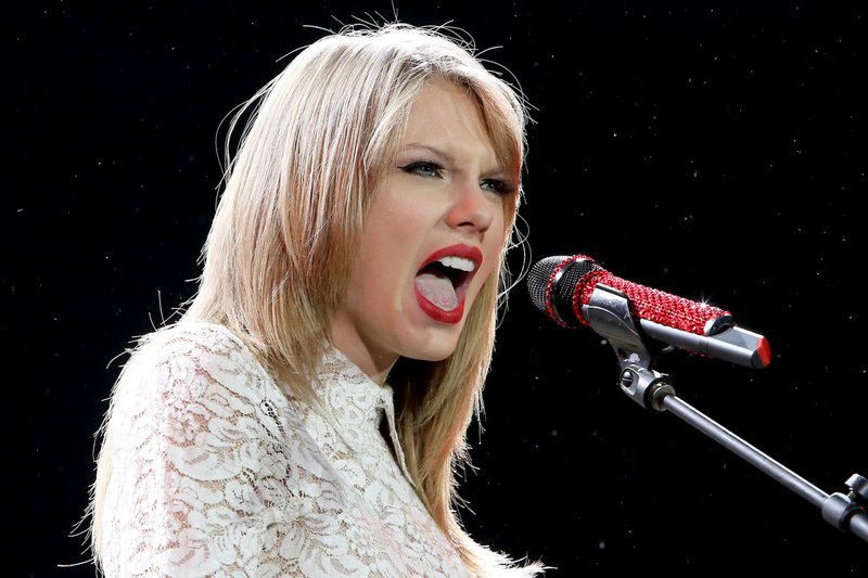 Taylor Swift — December 7 - Brisbane, Australia — photo 16