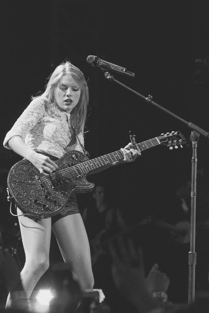 Taylor Swift — December 7 - Brisbane, Australia — photo 35