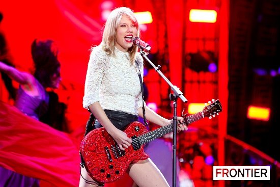 Taylor Swift — December 7 - Brisbane, Australia — photo 41