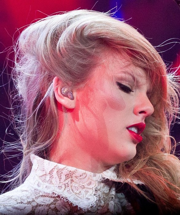 Taylor Swift — March 13 - Omaha, Nebraska — photo 35