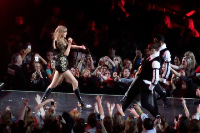 Taylor Swift — March 13 - Omaha, Nebraska — photo 69