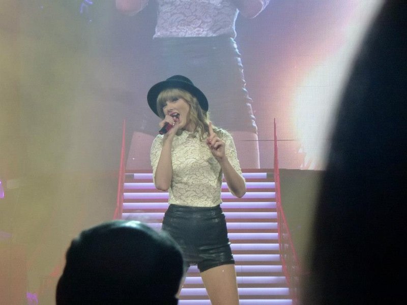 Taylor Swift — March 13 - Omaha, Nebraska — photo 95