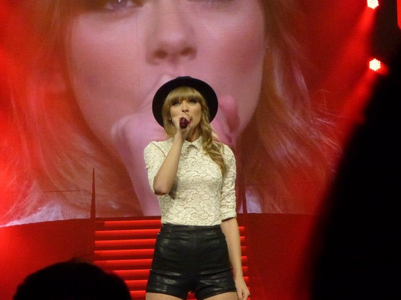 Taylor Swift — March 13 - Omaha, Nebraska — photo 96