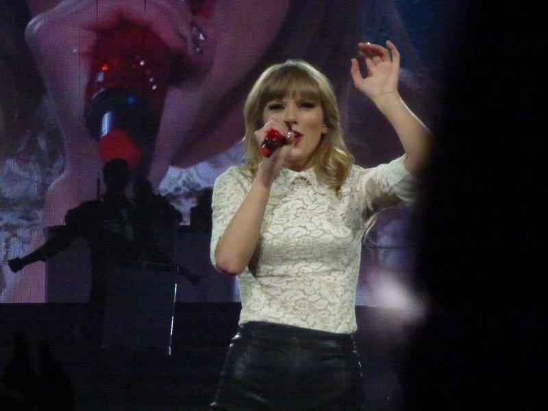Taylor Swift — March 13 - Omaha, Nebraska — photo 101
