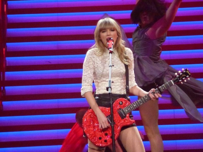 Taylor Swift — March 13 - Omaha, Nebraska — photo 104