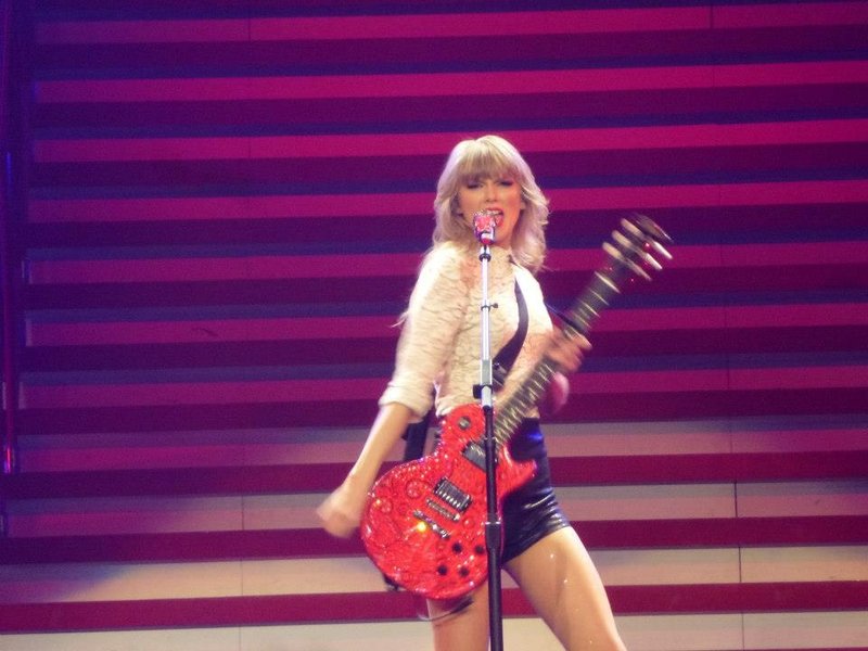 Taylor Swift — March 13 - Omaha, Nebraska — photo 107