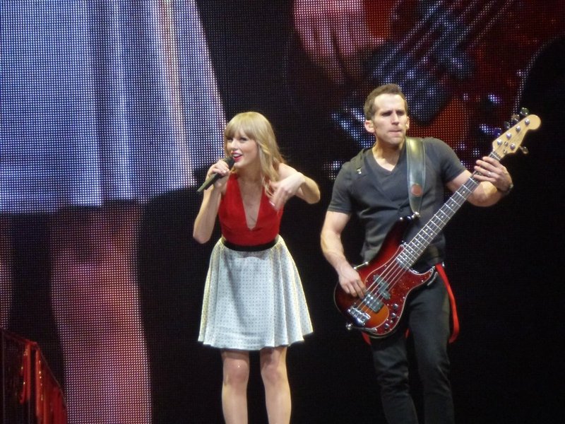 Taylor Swift — March 13 - Omaha, Nebraska — photo 126