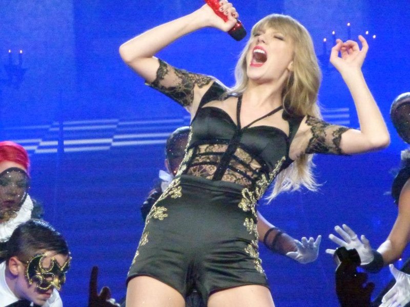 Taylor Swift — March 13 - Omaha, Nebraska — photo 133
