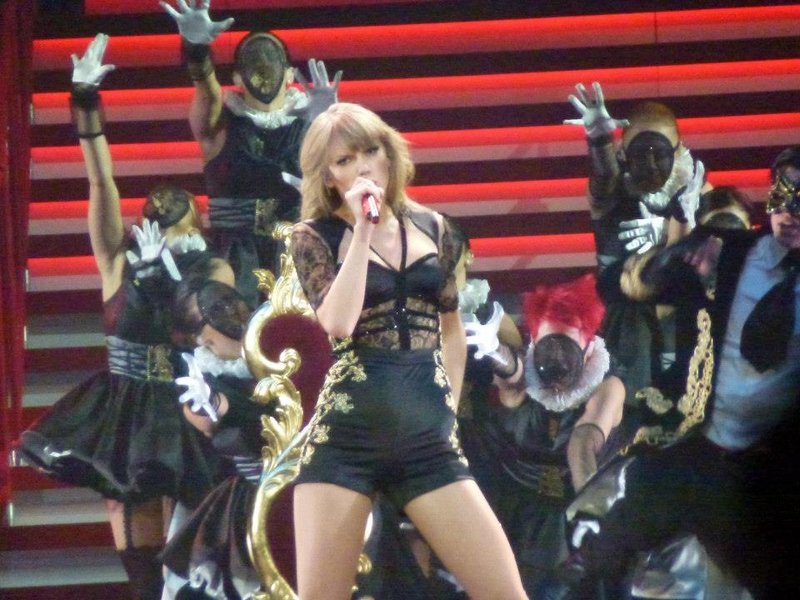Taylor Swift — March 13 - Omaha, Nebraska — photo 136