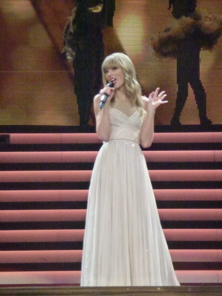 Taylor Swift — March 13 - Omaha, Nebraska — photo 141
