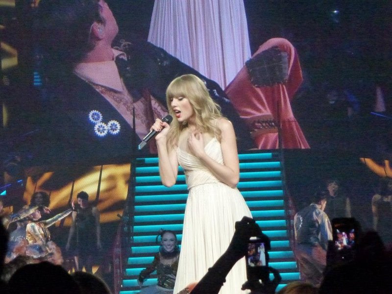 Taylor Swift — March 13 - Omaha, Nebraska — photo 144