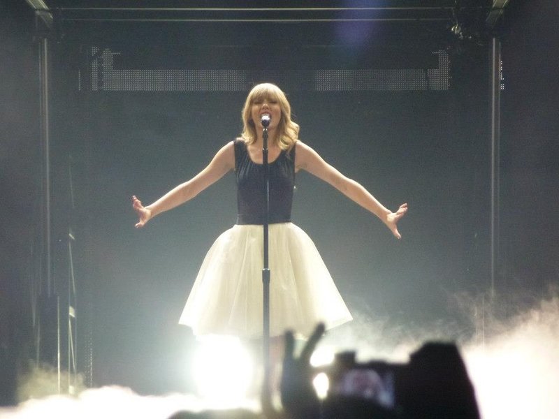 Taylor Swift — March 13 - Omaha, Nebraska — photo 150