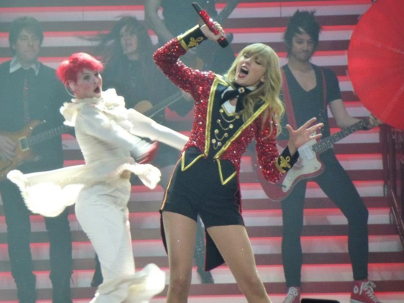 Taylor Swift — March 13 - Omaha, Nebraska — photo 156