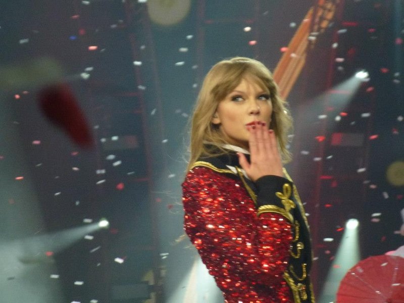Taylor Swift — March 13 - Omaha, Nebraska — photo 162