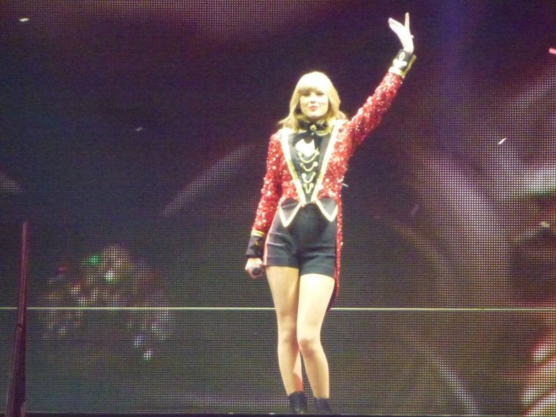 Taylor Swift — March 13 - Omaha, Nebraska — photo 166