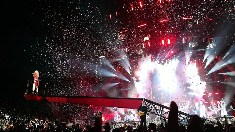 Taylor Swift — March 13 - Omaha, Nebraska — photo 178