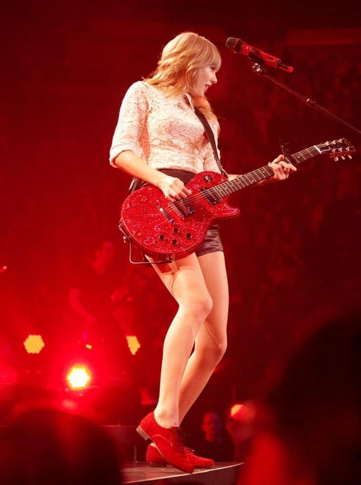 Taylor Swift — March 13 - Omaha, Nebraska — photo 187