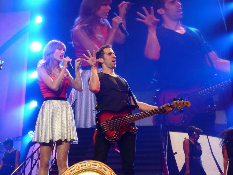 Taylor Swift — March 14 - Omaha, Nebraska — photo 9