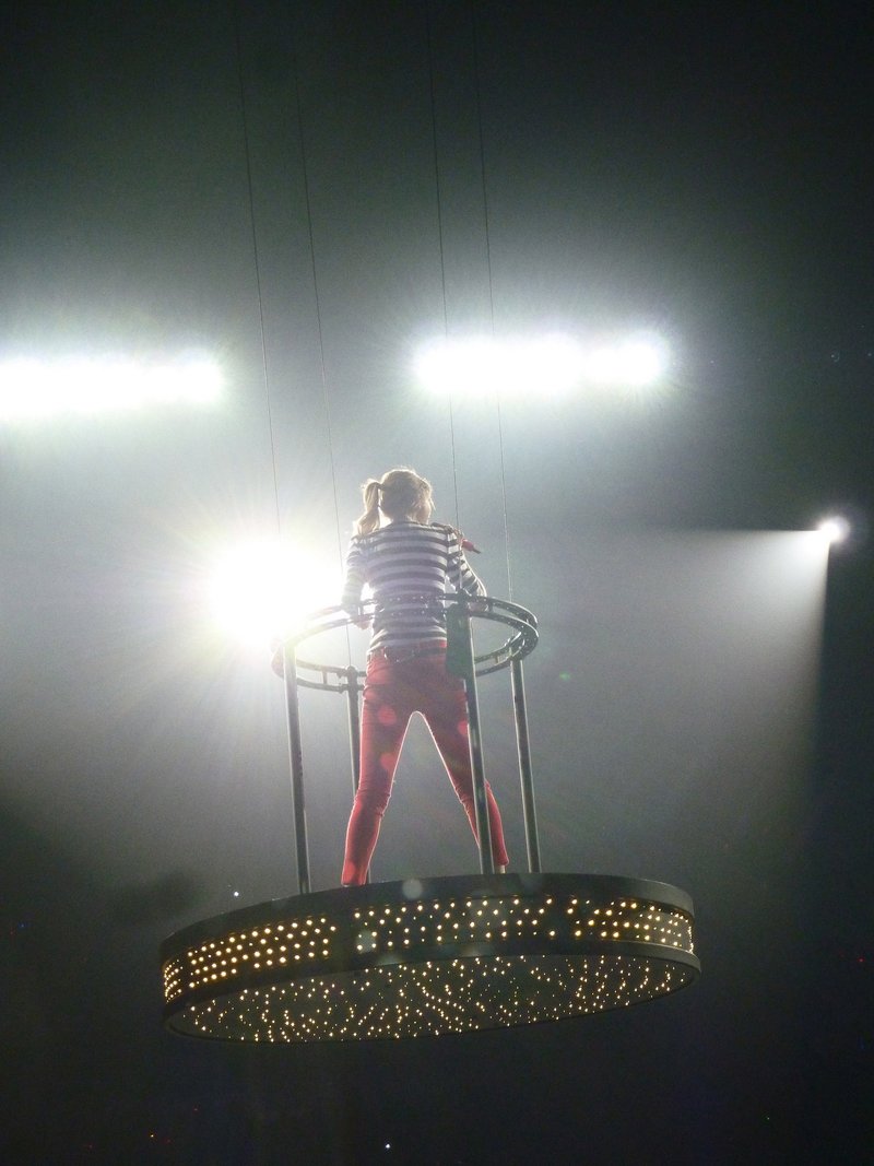 Taylor Swift — March 14 - Omaha, Nebraska — photo 17