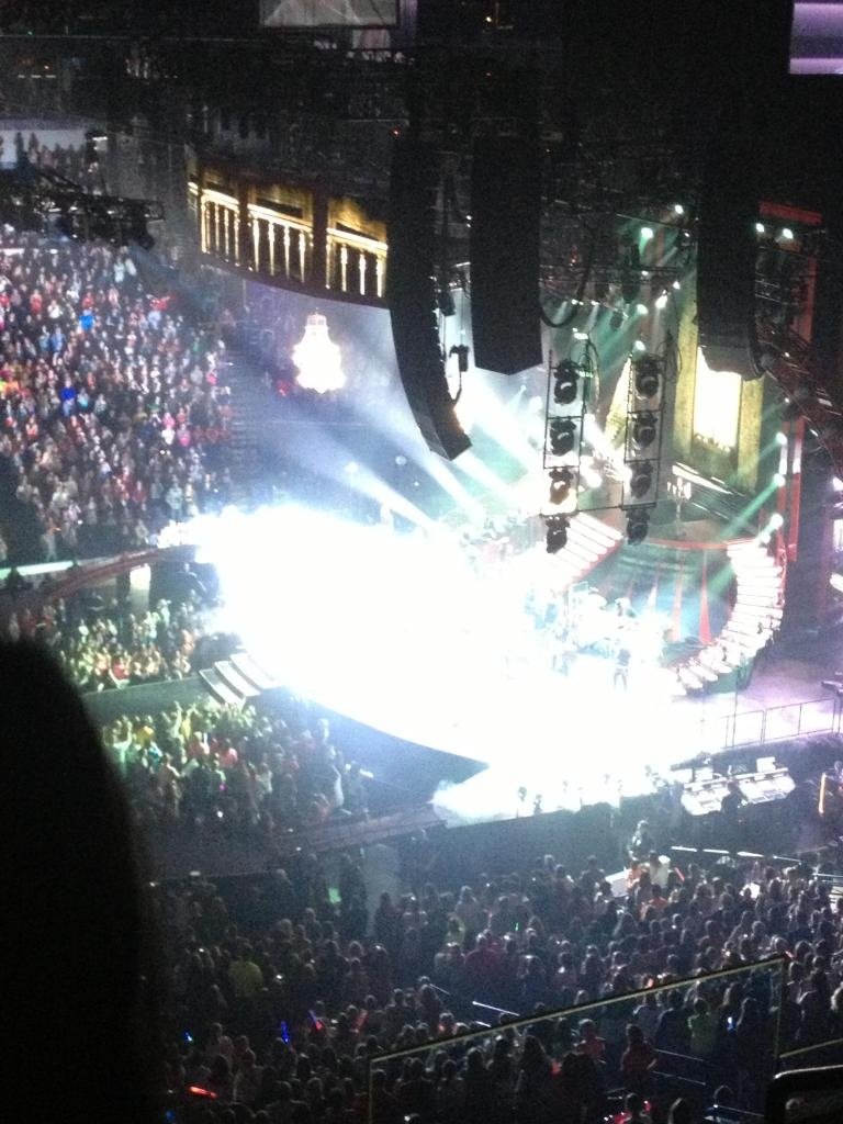 Taylor Swift — March 19 - St. Louis, Missouri — photo 11